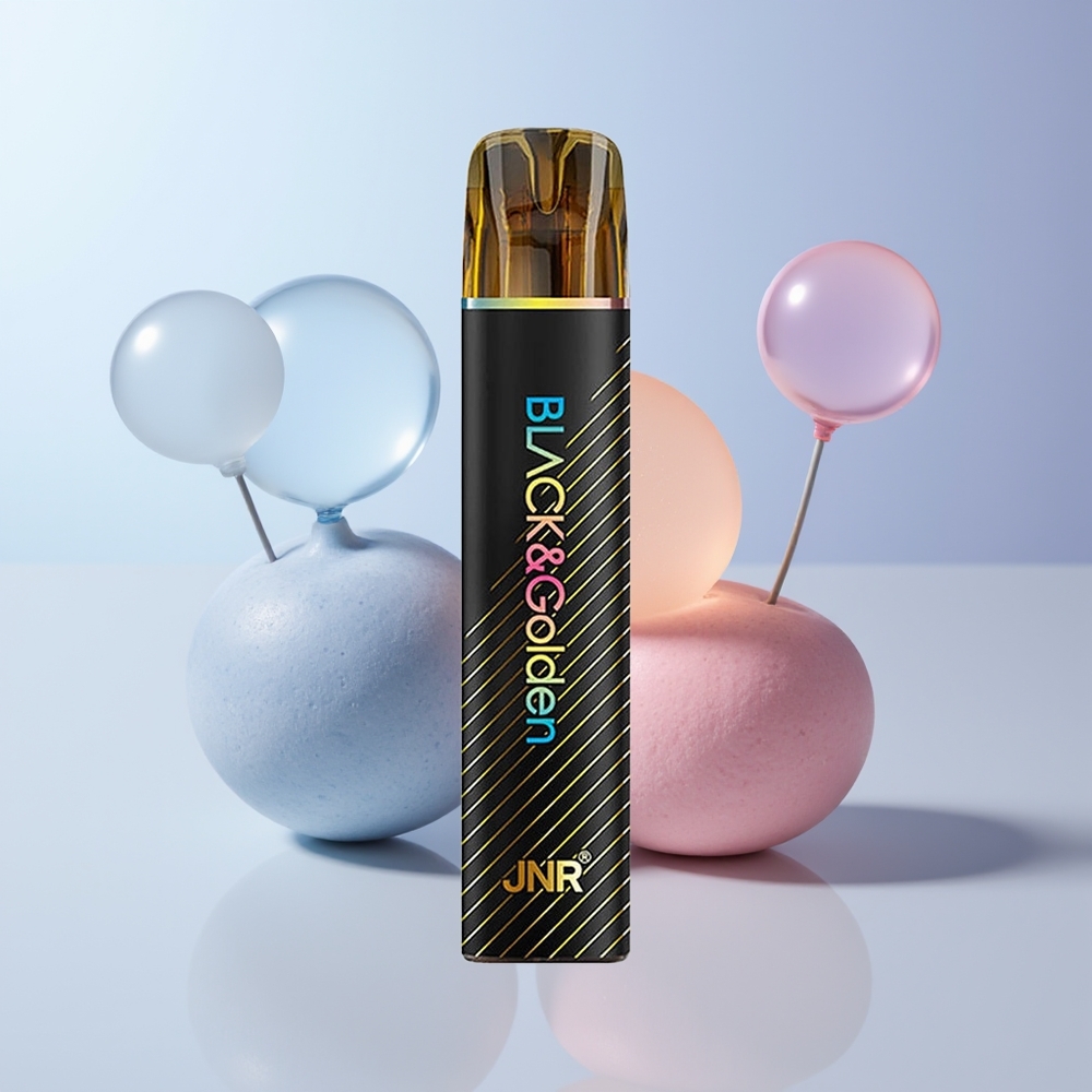 JNR Black&Golden 600+200 Puffs Blauwe Bes Bubble Gum 550mAh 2ml
