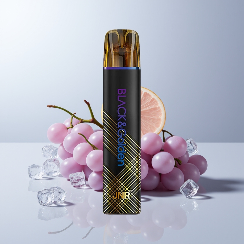 JNR Black&Golden 600+200 Puffs Druif IJs 550mAh 2ml